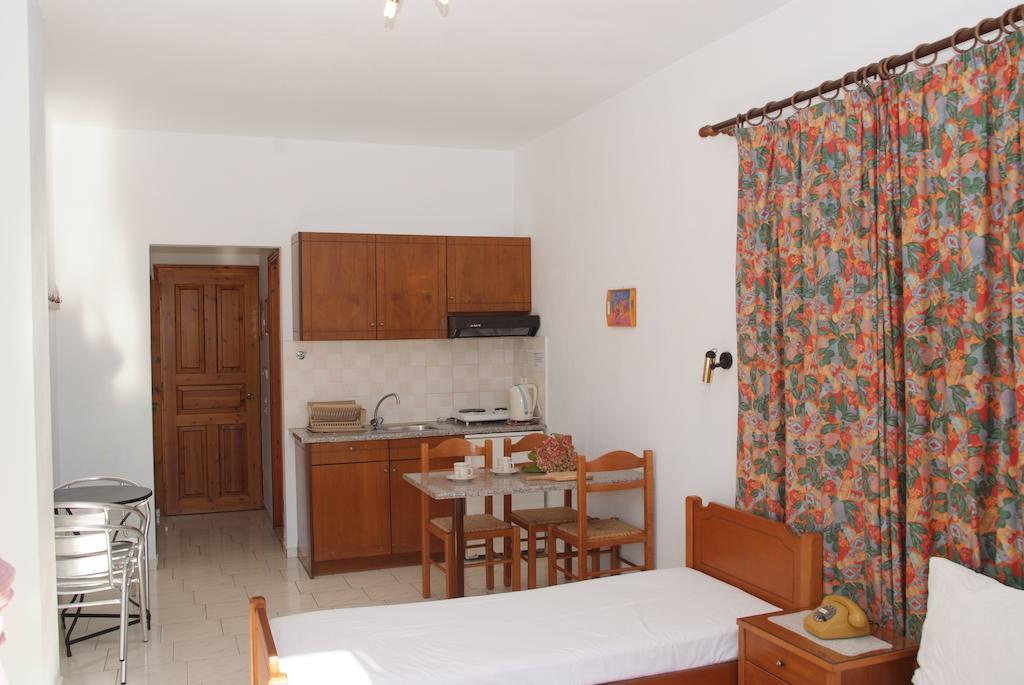 Ferienwohnung Charoula Platanias  Exterior foto