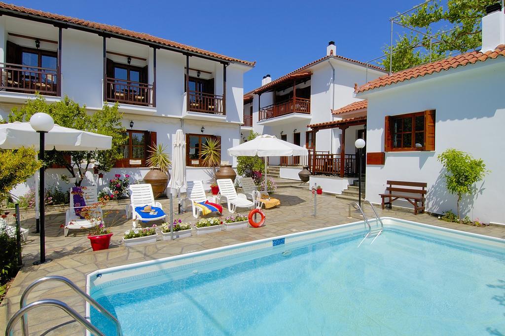Ferienwohnung Charoula Platanias  Exterior foto