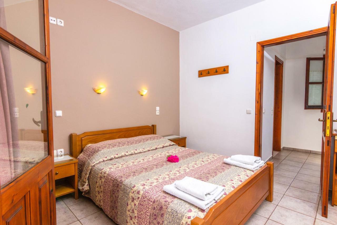 Ferienwohnung Charoula Platanias  Exterior foto